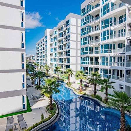 Large Luxury, Pool View, Grand Avenue, Pattaya - 202 Lejlighed Eksteriør billede