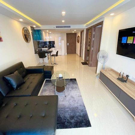 Large Luxury, Pool View, Grand Avenue, Pattaya - 202 Lejlighed Eksteriør billede