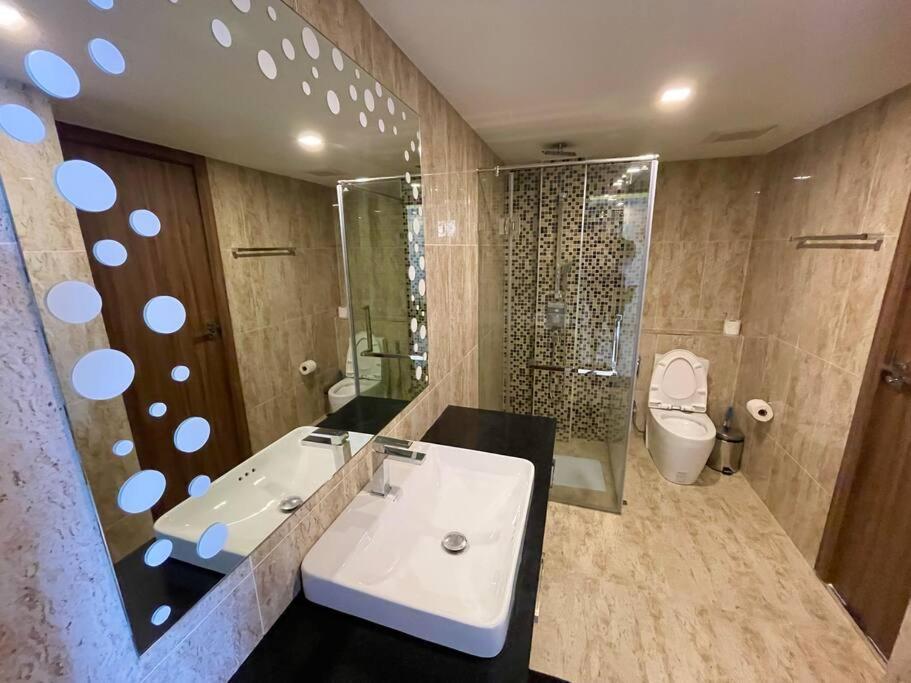 Large Luxury, Pool View, Grand Avenue, Pattaya - 202 Lejlighed Eksteriør billede