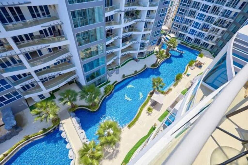 Large Luxury, Pool View, Grand Avenue, Pattaya - 202 Lejlighed Eksteriør billede
